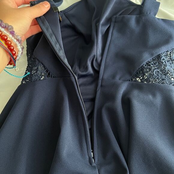 Navy Blue Fit & Flare Juniors Dress – Size 1, Lace Cutout Sides, Formal Look - Picture 3 of 12